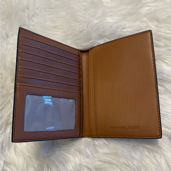 Michael Kors | Brand New, Never Used Passport Wallet Brown with Signature Logo - Picture 5 of 7
